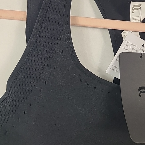 NEW Fabletics SculptKnit Contour Low Impact Sports Bra Size 3X Black NWT - Picture 2 of 9